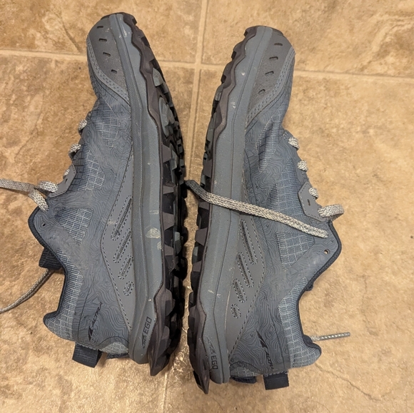 Altra Shoes For Women Size 6.5 - Picture 5 of 7